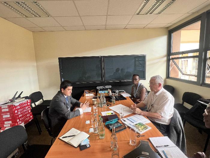 Meeting of the Tajik delegation with the Director-General of the International Union for Conservation of Nature IUCN Eastern Europe and Central Asia 