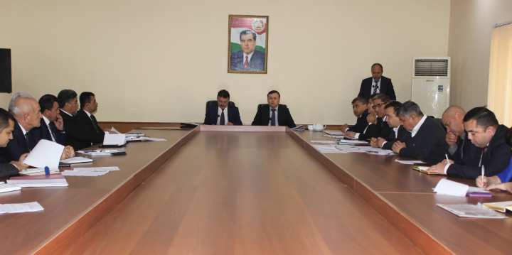 A meeting of the Committee was held at the retraining center personnel Guliston district