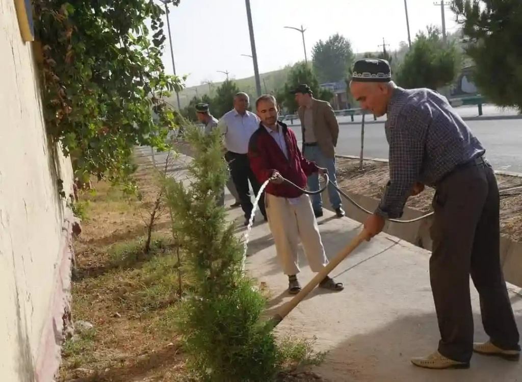Campaign "Cleanliness of the road" in the city of Gissar